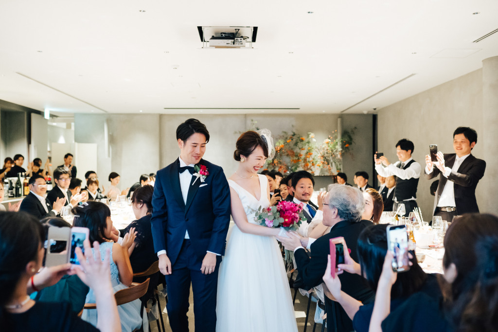 両親も友人も 全ての人を想ってこだわった結婚式 Case Iwai Omotesando Crazy Inc